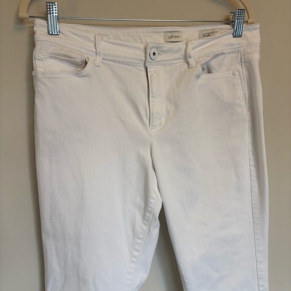 J. Jill White Denim Pants Authentic Fit Slim Ankle - size 10 petite. - Picture 3 of 11